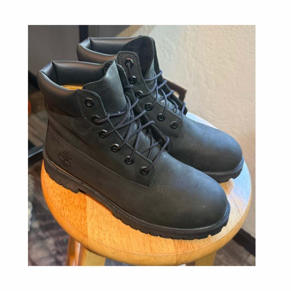 Timberland Premium 6-Inch Waterproof Boot Black Nubuck Junior Size 5.5